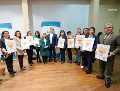 entrega-de-certificados-itse-a-instituciones-educativas-estatales_53983689989_o-fotor-2024091120749